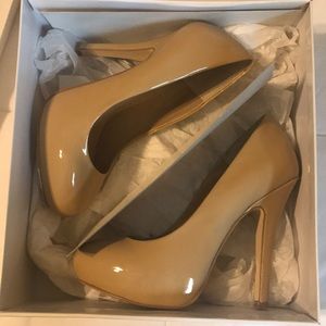 Steve Madden Leather High-Heel Shoe
